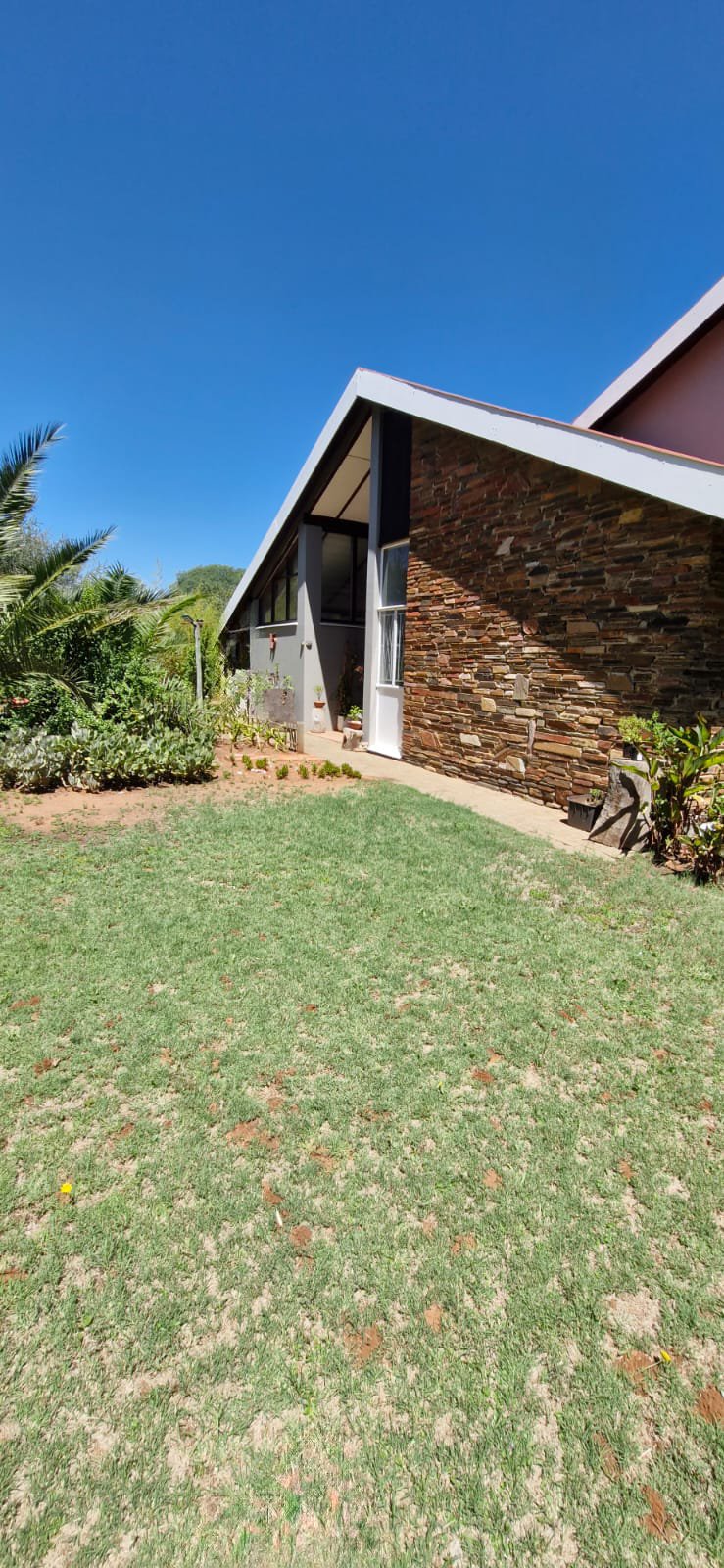 To Let 5 Bedroom Property for Rent in Generaal De Wet Free State